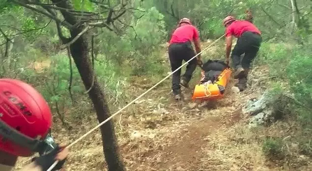 Likya yolunda yürüyüş yapan gurbetçi, kayalıklardan düşerek hayatını kaybetti Likya yolunda yürüyüş yapan gurbetçi, kayalıklardan düşerek hayatını kaybetti