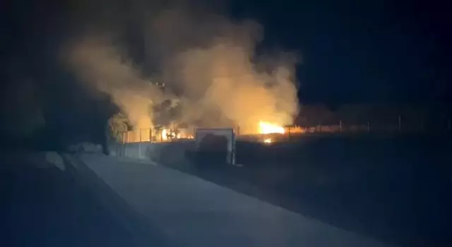 Son dakika haberleri: Nallıhan'da trafo yangını Son dakika haberleri: Nallıhan'da trafo yangını