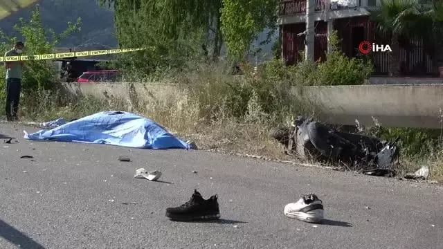 Otomobil ile motosiklet çarpıştı: 1 ölü, 1 ağır yaralı Otomobil ile motosiklet çarpıştı: 1 ölü, 1 ağır yaralı