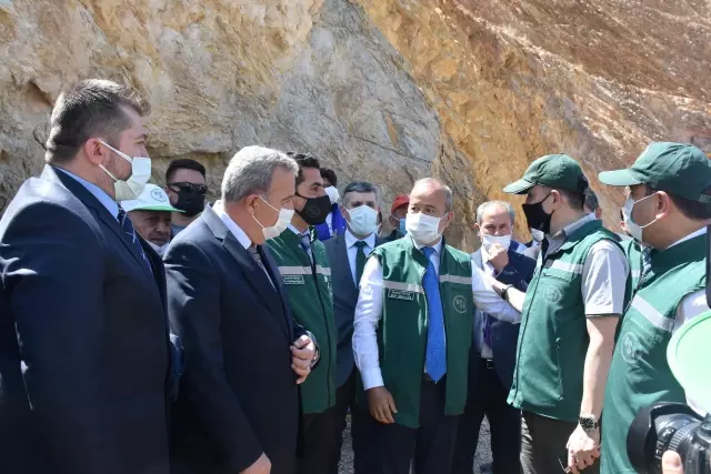 Son dakika: AFYONKARAHİSAR - Bakan Pakdemirli, yapımı tamamlanan Çay Barajı'nda incelemelerde bulundu Son dakika: AFYONKARAHİSAR - Bakan Pakdemirli, yapımı tamamlanan Çay Barajı'nda incelemelerde bulundu