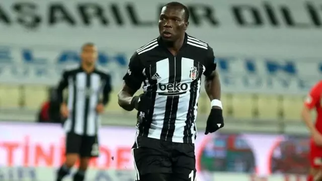 Aboubakar'dan Beşiktaş'a büyük çalım! Al Nassr'a transfer oldu Aboubakar'dan Beşiktaş'a büyük çalım! Al Nassr'a transfer oldu