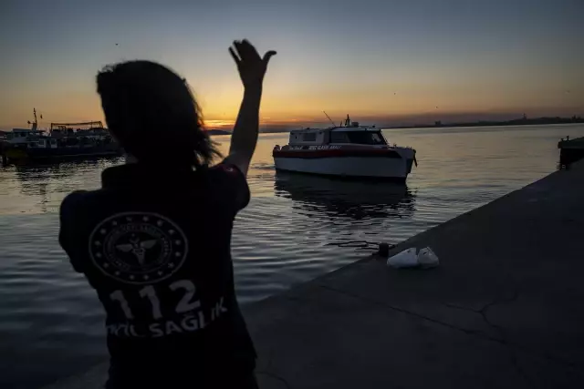 Adalar'dan ana karaya yaşam köprüsü: 112 deniz ambulansları (3)