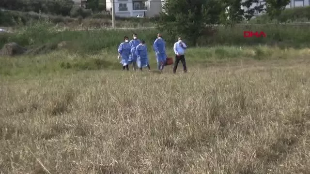 Çoban çifte sürünün başında aşı yapıldı