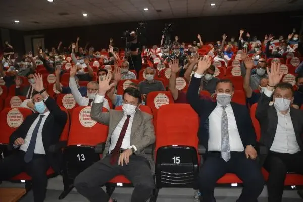 SPOR Bandırmaspor'da Onur Göçmez yeniden başkan