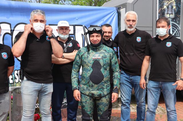 belediye baskani dalgic kiyafeti giyip salya 3 14187531 o