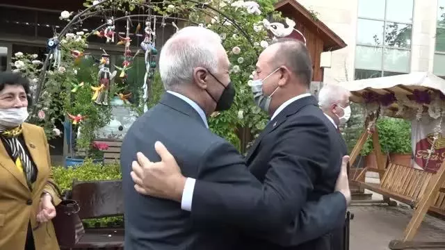 Çavuşoğlu, Türkiye-Azerbaycan Parlamentolar arası Dostluk Grubu Heyeti ile öğle yemeğinde buluştu Çavuşoğlu, Türkiye-Azerbaycan Parlamentolar arası Dostluk Grubu Heyeti ile öğle yemeğinde buluştu