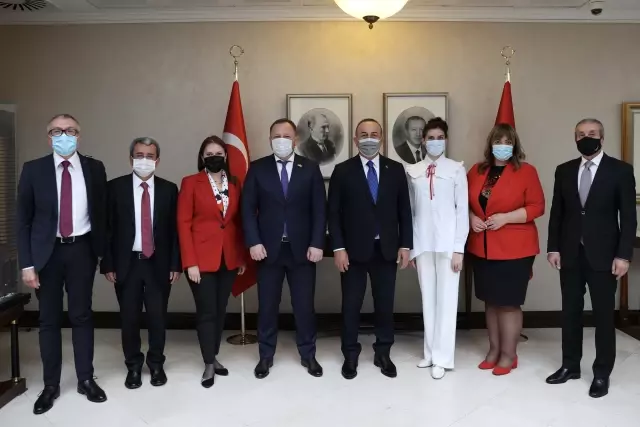 Dışişleri Bakanı Çavuşoğlu, AKPM Ukrayna Delegasyonu Başkanı Mezentseva ile görüştü
