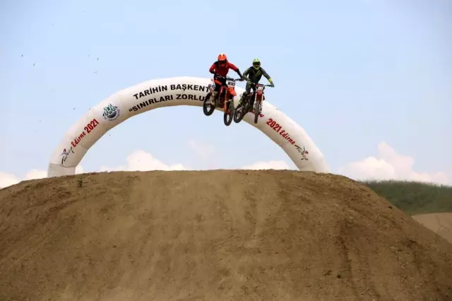 Vali Canalp; Edirne'yi Su Sporlarından Sonra Motor Sporlarının da Merkezi Yapacağız Vali Canalp; Edirne'yi Su Sporlarından Sonra Motor Sporlarının da Merkezi Yapacağız