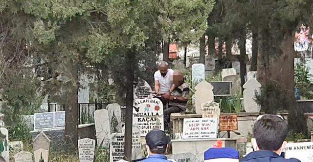 Hayat kurtaran hamle! Tüfekle intihar etmek isteyen adamı polis böyle kurtardı