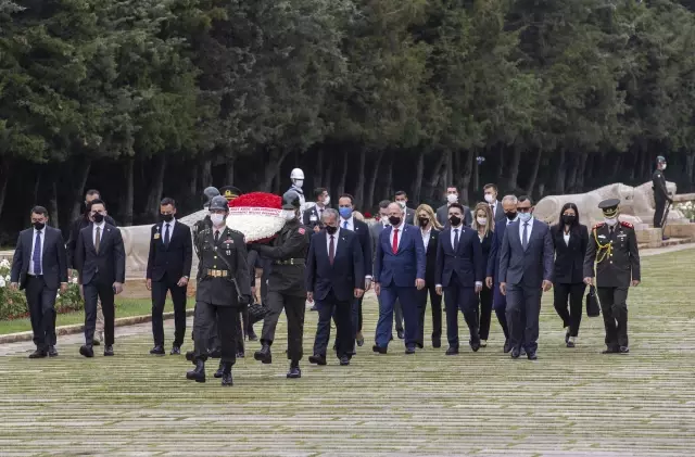 KKTC Cumhuriyet Meclisi Başkanı Sennaroğlu, Anıtkabir'i ziyaret etti KKTC Cumhuriyet Meclisi Başkanı Sennaroğlu, Anıtkabir'i ziyaret etti