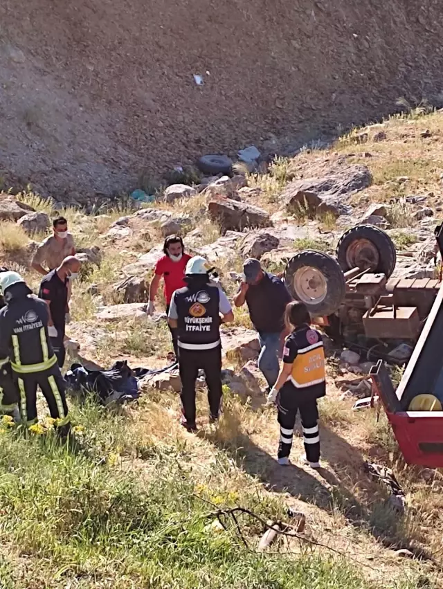 Kontrolden çıkan traktör uçuruma yuvarlandı: 1 ölü