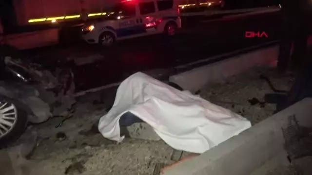 KONYA-OTOMOBİL, KAMYONLA ÇARPIŞTI: 2 ÖLÜ, 1 YARALI KONYA-OTOMOBİL, KAMYONLA ÇARPIŞTI: 2 ÖLÜ, 1 YARALI