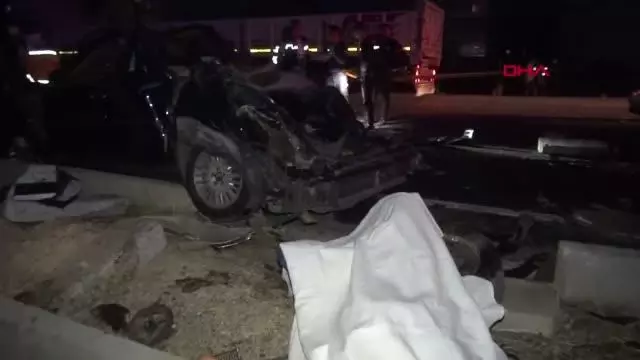 KONYA-OTOMOBİL, KAMYONLA ÇARPIŞTI: 2 ÖLÜ, 1 YARALI KONYA-OTOMOBİL, KAMYONLA ÇARPIŞTI: 2 ÖLÜ, 1 YARALI