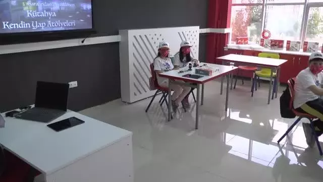 Kütahya'da 'Kendin Yap Atölyeleri' hizmete sunuldu Kütahya'da 'Kendin Yap Atölyeleri' hizmete sunuldu