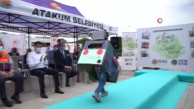 Miniklerin 'Sıfır Atık' defilesi büyük alkış aldı Miniklerin 'Sıfır Atık' defilesi büyük alkış aldı