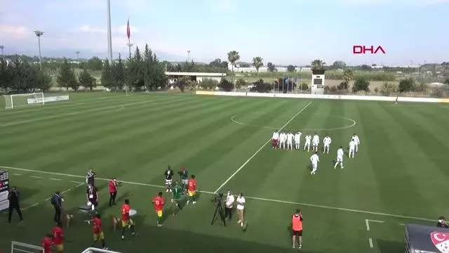 SPOR Uluslararası Rival Futbol Turnuvası'nda Gine, Kosova'yı 2-1'le geçti SPOR Uluslararası Rival Futbol Turnuvası'nda Gine, Kosova'yı 2-1'le geçti