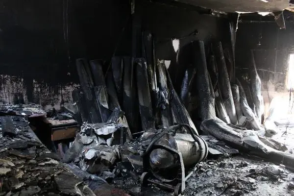 12 YILLIK EKMEK TEKNESİ YANGINDA KÜL OLDU