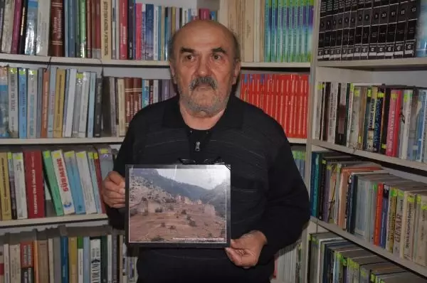700 yıllık kalenin varisi olan aile, yeni bir davaya hazırlanıyor! Manastır Kalesi de onlara aitmiş 700 yıllık kalenin varisi olan aile, yeni bir davaya hazırlanıyor! Manastır Kalesi de onlara aitmiş