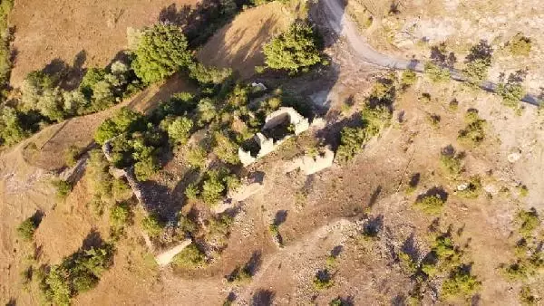 700 yıllık kalenin varisi olan aile, yeni bir davaya hazırlanıyor! Manastır Kalesi de onlara aitmiş 700 yıllık kalenin varisi olan aile, yeni bir davaya hazırlanıyor! Manastır Kalesi de onlara aitmiş
