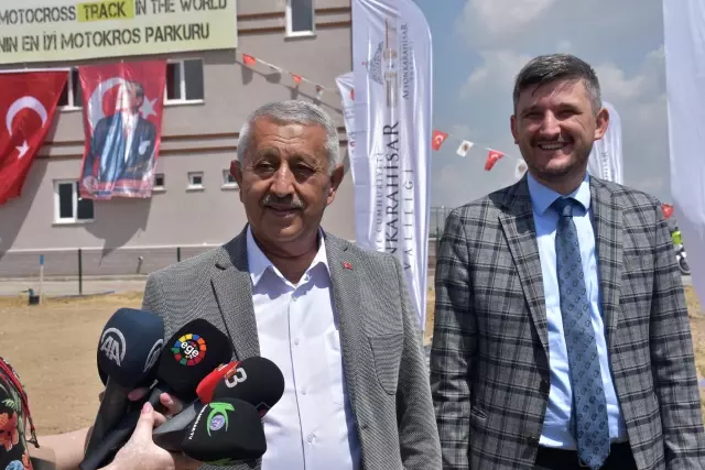 Afyonkarahisar'daki motokros şampiyonalarına doğru Afyonkarahisar'daki motokros şampiyonalarına doğru