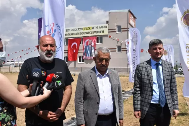Afyonkarahisar'daki motokros şampiyonalarına doğru Afyonkarahisar'daki motokros şampiyonalarına doğru