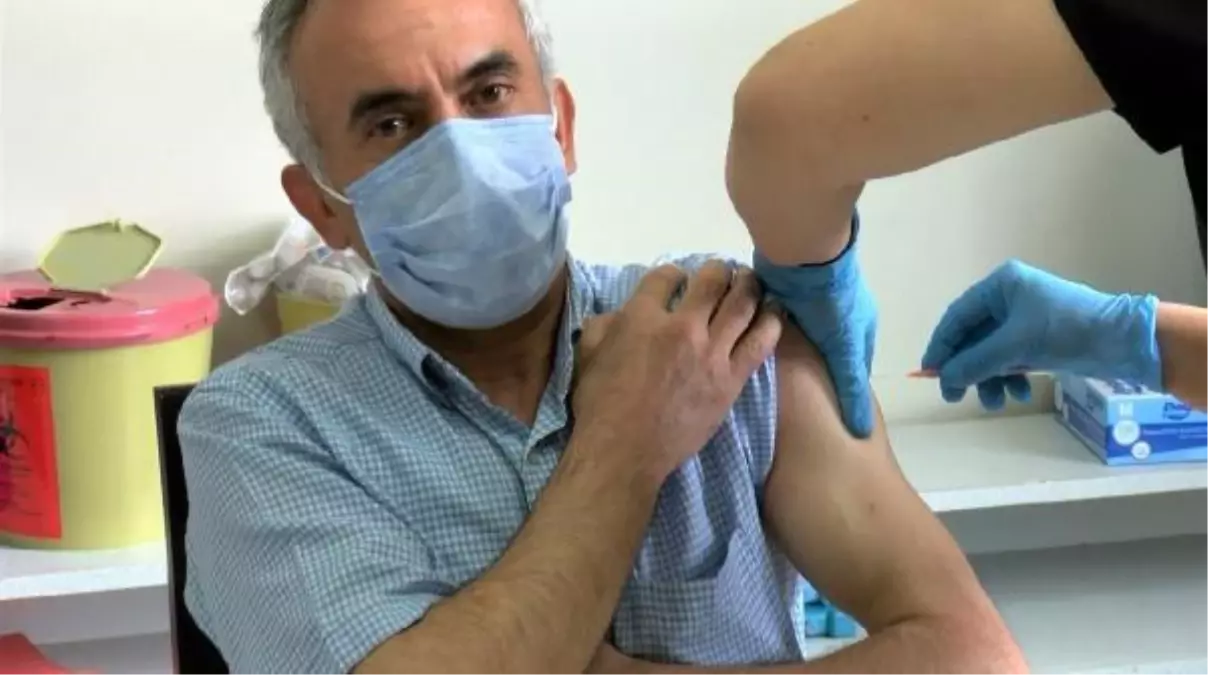 Ankara'da aile sağlığı merkezlerinde Biontech uygulaması başladı