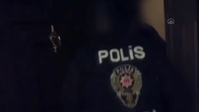 Son dakika haber... Ankara merkezli suç örgütü operasyonunda 30 şüpheli gözaltına alındı Son dakika haber... Ankara merkezli suç örgütü operasyonunda 30 şüpheli gözaltına alındı
