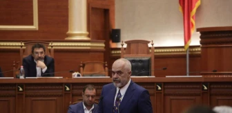 Arnavutluk Meclisi, Cumhurbaşkanı Meta'nın görevden alınmasına yönelik talebi onayladı