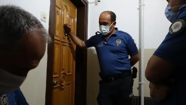BALKONDA STRAFOR YAKINCA MAHALLEYİ AYAĞA KALDIRDI BALKONDA STRAFOR YAKINCA MAHALLEYİ AYAĞA KALDIRDI