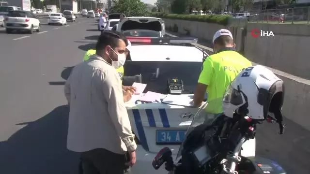 Son dakika 3. sayfa: Basın ekspres yolunda polisten çakarlı araç denetimi