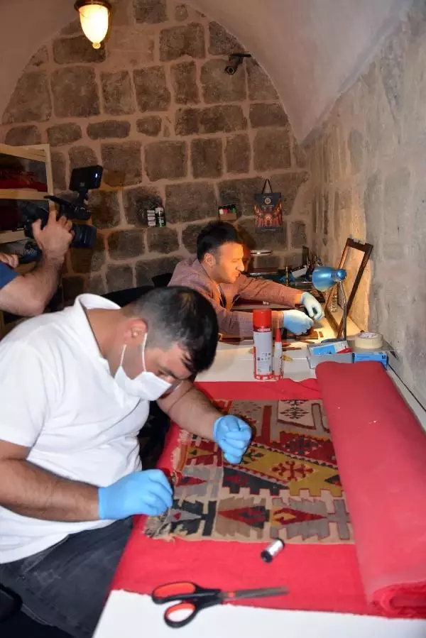 ERZURUM ÇİFTE MİNARELİ MEDRESE İÇİN TOPLANAN 2 BİN ESER RESTORE EDİLİYOR ERZURUM ÇİFTE MİNARELİ MEDRESE İÇİN TOPLANAN 2 BİN ESER RESTORE EDİLİYOR