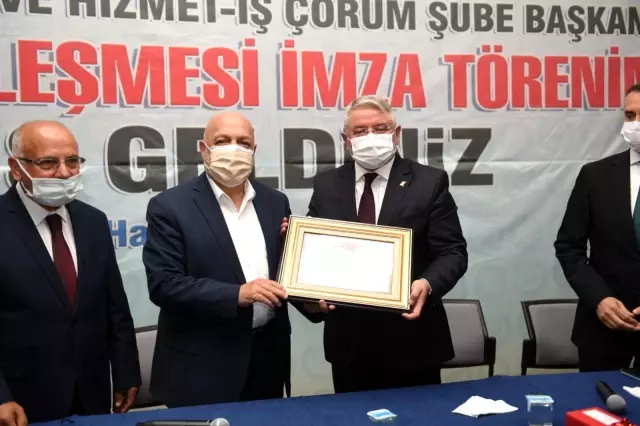 Çorum Belediyesi'nde toplu iş sözleşmesi sevinci Çorum Belediyesi'nde toplu iş sözleşmesi sevinci