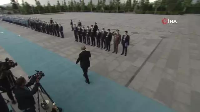 Son dakika haber... Cumhurbaşkanı Erdoğan, Kırgız Cumhuriyeti Cumhurbaşkanı Caparov'u resmi törenle karşıladı