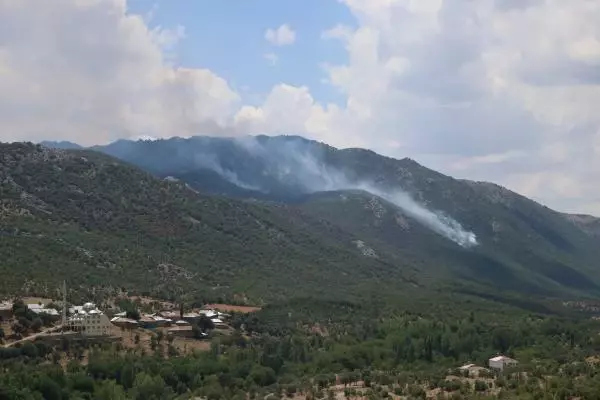 GÖRESE DAĞI'NDA 5 GÜN SÜREN ORMAN YANGININDA 30 HEKTAR ALAN YANDI