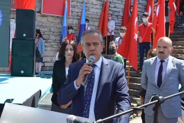İnebolu'da 'İstiklal Bayrağı' teslim töreni gerçekleştirildi İnebolu'da 'İstiklal Bayrağı' teslim töreni gerçekleştirildi
