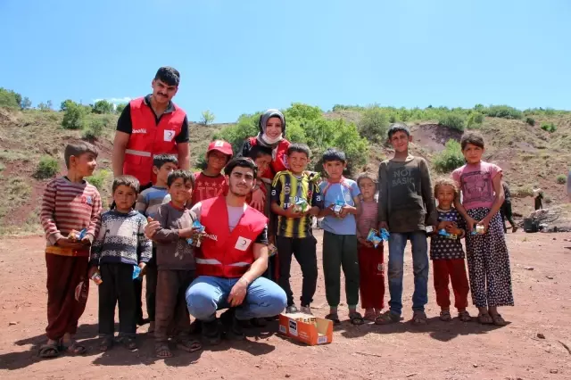 Mangal kömürü işçilerinin çadırda yaşamı başladı