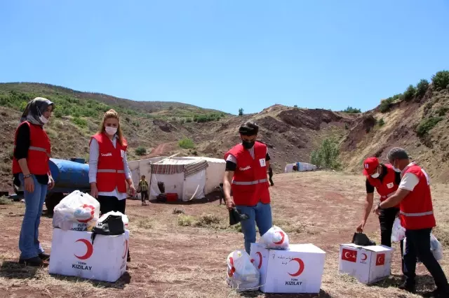 Mangal kömürü işçilerinin çadırda yaşamı başladı