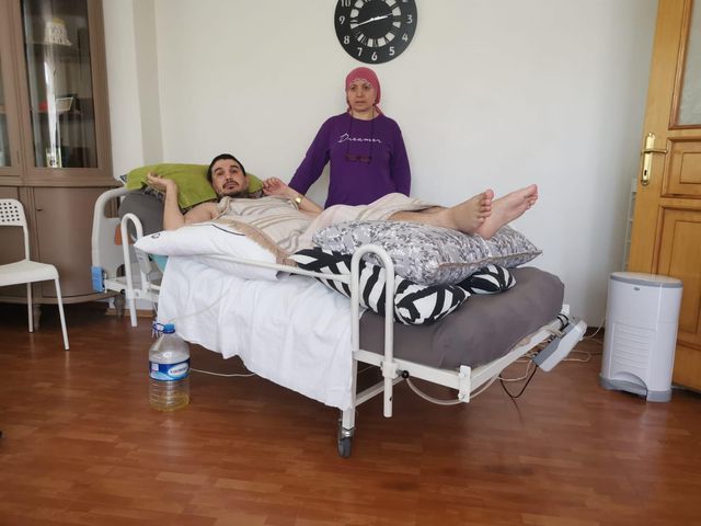 omurilik felci olan genc ayaga kaldiran akulu 3 14188281 o