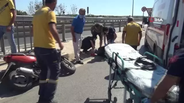 Son dakika haberi! Otomobil ile motosikletin çarpıştığı o anlar kamerada Son dakika haberi! Otomobil ile motosikletin çarpıştığı o anlar kamerada