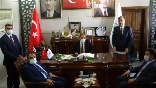 AK Parti Genel Başkan Yardımcısı Özhaseki: 'Yıllardır bu ülkenin mücadele verdiği terör örgütlerinin sözcülüğünü yapanlar var'