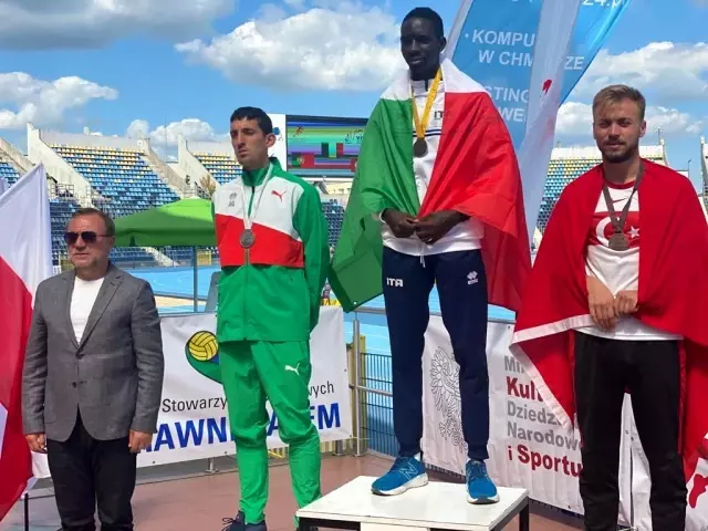 Para atlet Fatma Damla Altın, Dünya şampiyonu oldu