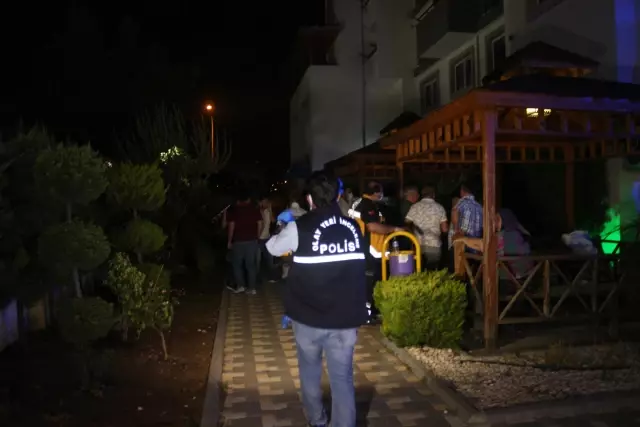 Bir evde silahlı kavga: 1 ölü, 1 yaralı Bir evde silahlı kavga: 1 ölü, 1 yaralı