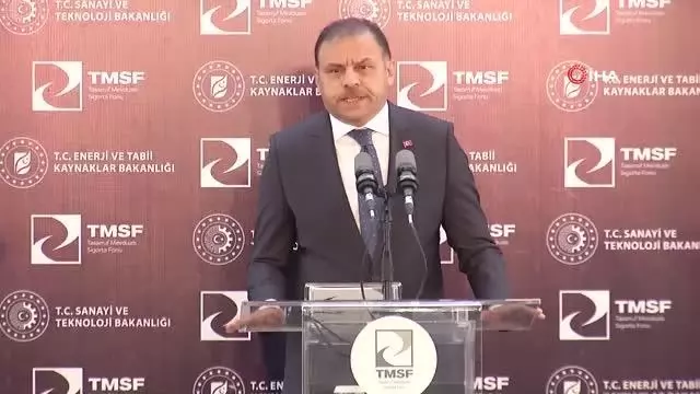 Ağrı'da 1.2 milyar dolarlık altın, 2.8 milyon dolarlık gümüş rezervi bulundu Ağrı'da 1.2 milyar dolarlık altın, 2.8 milyon dolarlık gümüş rezervi bulundu