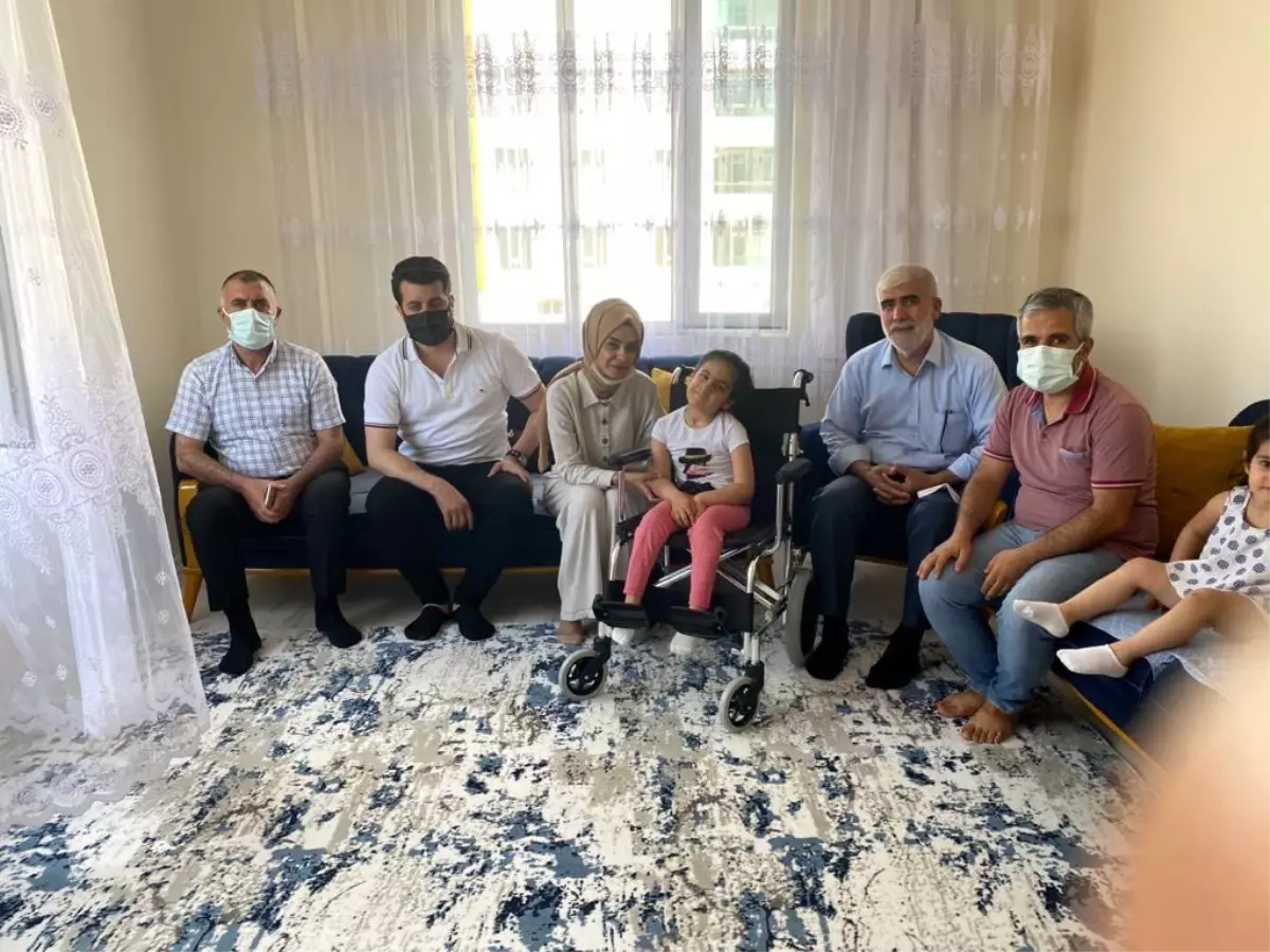 Bağlar Belediye Başkanı Beyoğlu, minik İklimiya'nın hayalini gerçekleştirdi