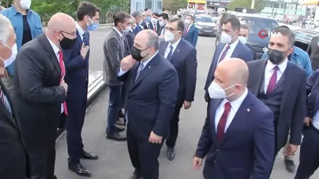 Bakan Varank ve Dönmez'den Ağrı Valiliğine ziyaret Bakan Varank ve Dönmez'den Ağrı Valiliğine ziyaret