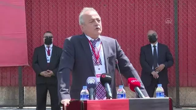 Gençlerbirliği Kulübünün yeni başkanı Mehmet Niyazi Akdaş oldu Gençlerbirliği Kulübünün yeni başkanı Mehmet Niyazi Akdaş oldu