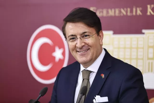 CHP Grup Başkanvekili Özel, gündemi değerlendirdi Açıklaması CHP Grup Başkanvekili Özel, gündemi değerlendirdi Açıklaması