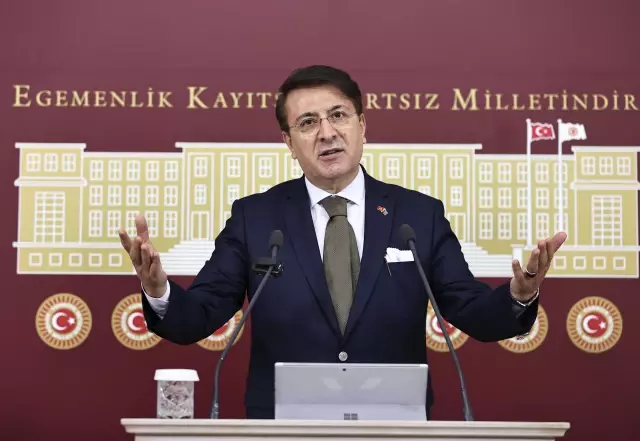 CHP Grup Başkanvekili Özel, gündemi değerlendirdi Açıklaması CHP Grup Başkanvekili Özel, gündemi değerlendirdi Açıklaması