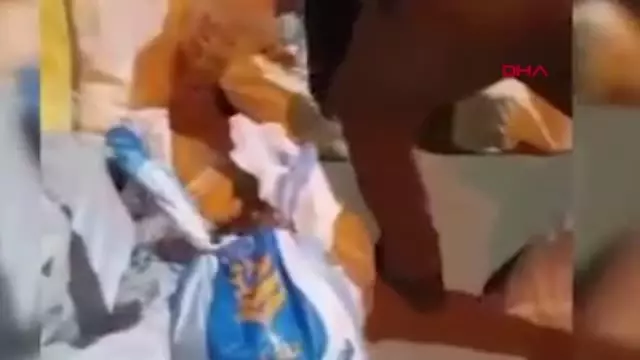 ÇORUM'DA UYUŞTURUCU TİCARETİNDE 3 SANIĞA 90 YIL HAPİS ÇORUM'DA UYUŞTURUCU TİCARETİNDE 3 SANIĞA 90 YIL HAPİS