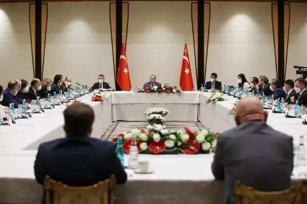 Cumhurbaşkanı Erdoğan'dan akademisyenlerle müsilaj toplantısı! Sonuç bildirgesinde dikkat çeken tavsiyeler Cumhurbaşkanı Erdoğan'dan akademisyenlerle müsilaj toplantısı! Sonuç bildirgesinde dikkat çeken tavsiyeler